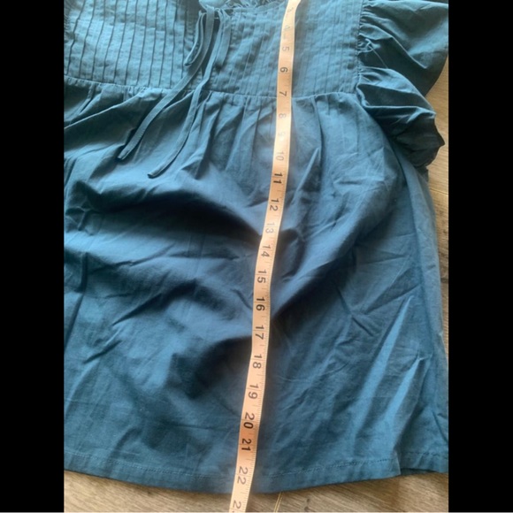 Blue ruffle blouse - Picture 3 of 6